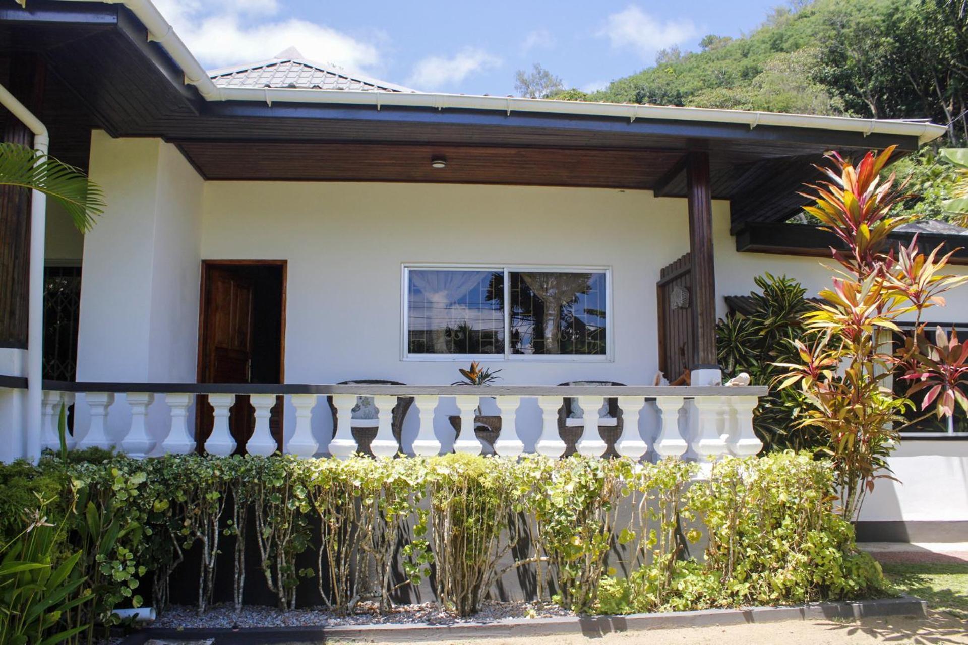 Nid'Aigle Lodge Baie Sainte Anne Exterior photo