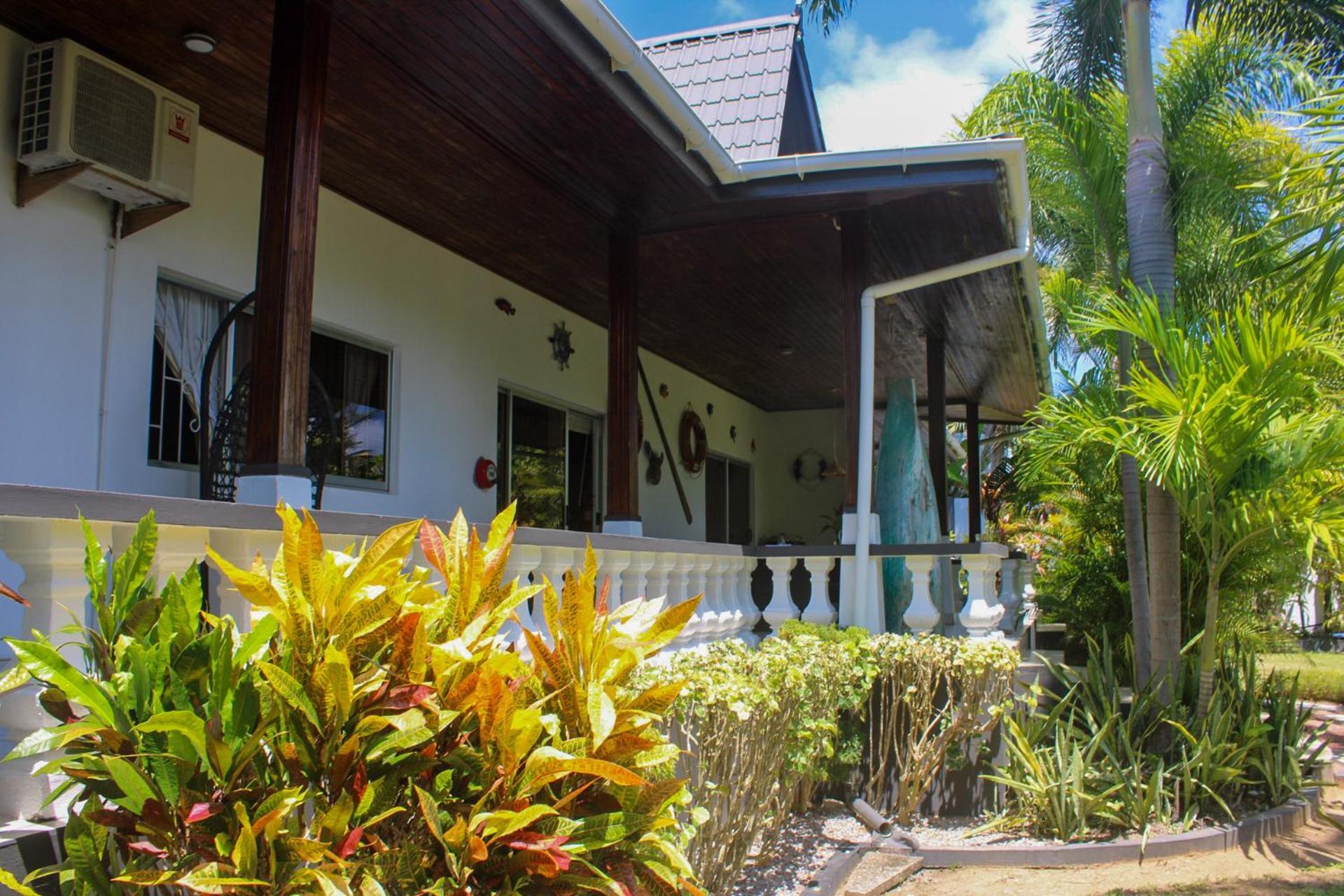 Nid'Aigle Lodge Baie Sainte Anne Exterior photo